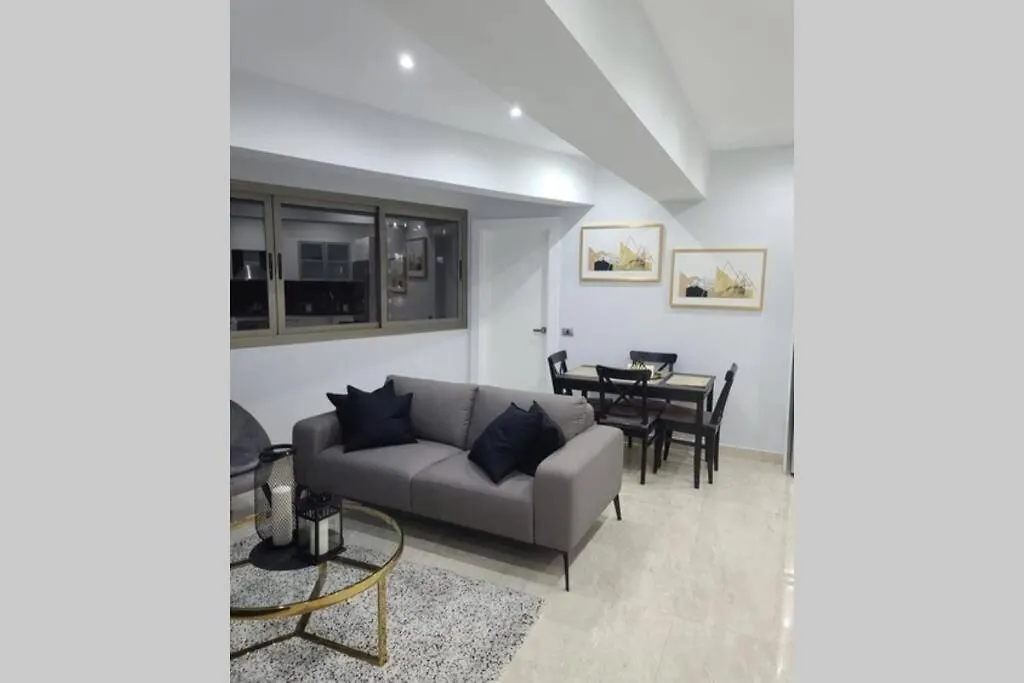Apartamento De Lujo En Bella Vista, Av. Sarasotaの連絡先